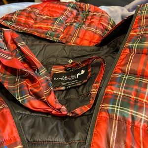 Arctic Expedition lightly quilted vest with hood